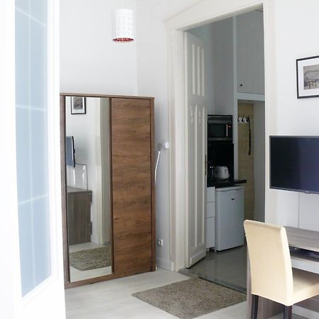 Vaci Street Downtown Apartments Budapest Exterior photo